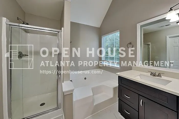 7005 Greenfield Ln — Photo 13