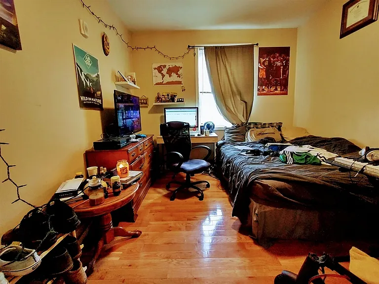 158 W Adams St #3 — Photo 8