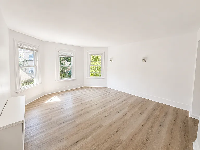 28 Marble St #2 — Photo 3