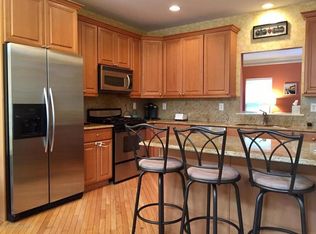 17 W Aspen Way, Matawan, NJ 07747