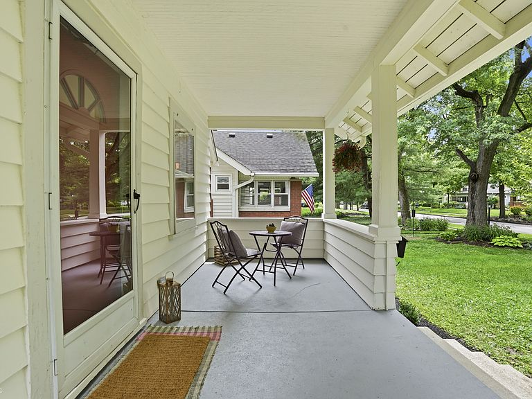 Listing photo 5
