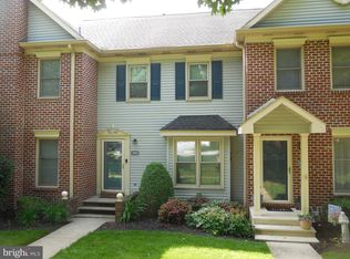 5442 Oxford Dr, Mechanicsburg, PA 17055