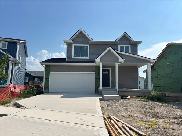 1832 Gordon Ct, Norwalk, IA 50211