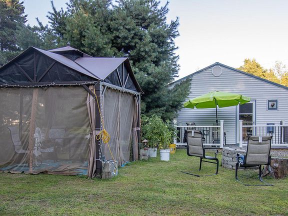 2nd image of 94 Heath Road