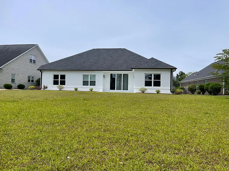 123 E Covington Dr — Photo 22