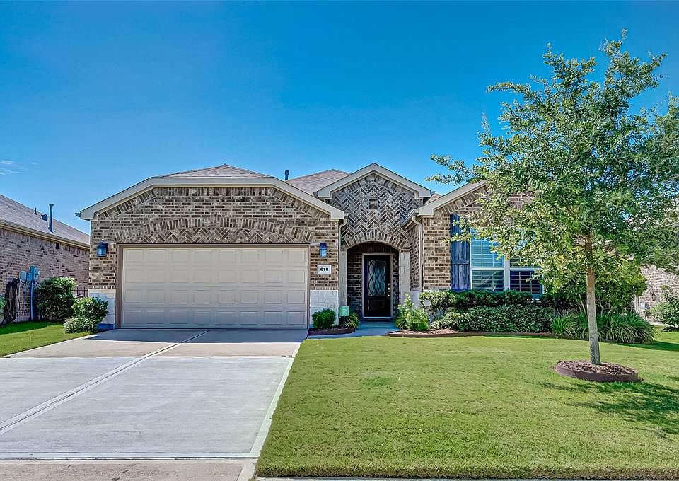 1st image of 618 Pinyon Ct