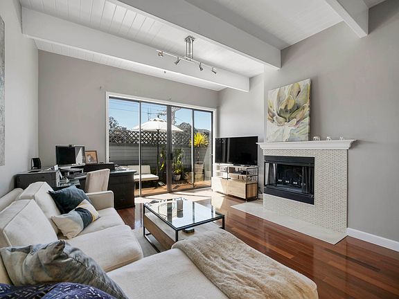 3rd image of 1960 Hayes St APT 9
