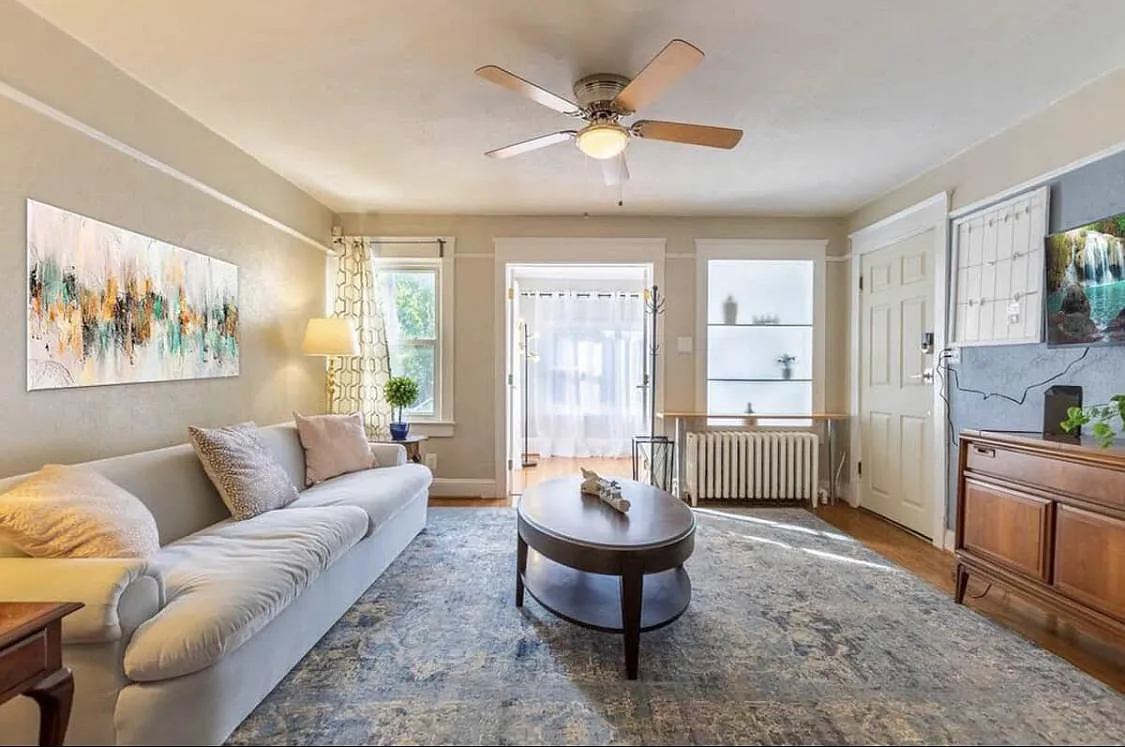 2 bed, 1792 sqft, $2,900 — Photo 2