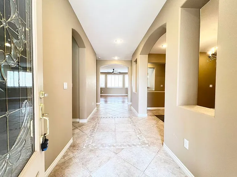 674 Fynn Valley Dr — Photo 12