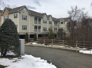 353 Chappaqua Rd APT 13, Briarcliff Manor, NY 10510