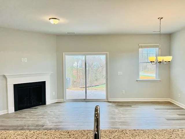 159 McDowell Ln — Photo 6