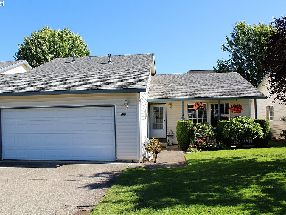 1st image of 7811 NE 21st St