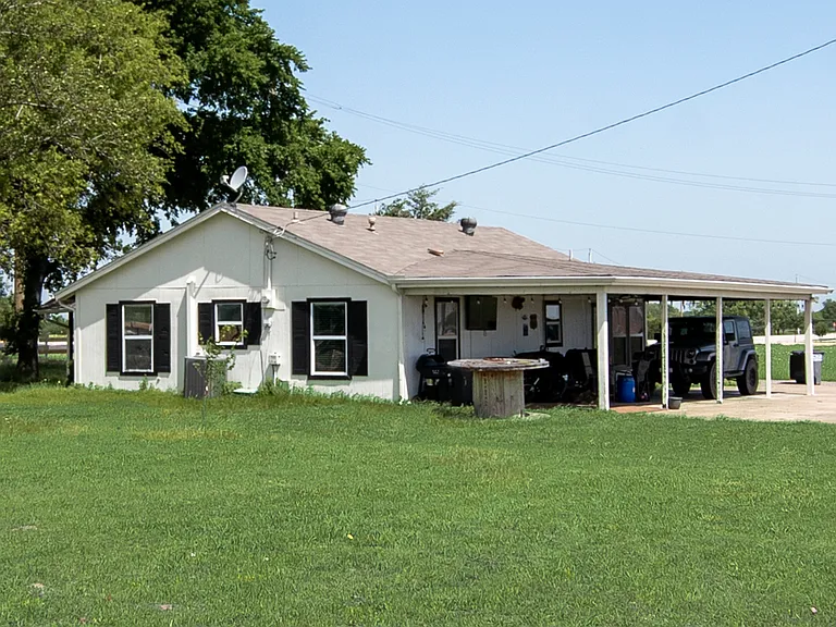 354 N FM 1138 — Photo 2