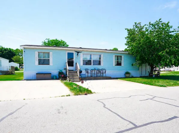 12865 Yost St, Wayland, MI 49348