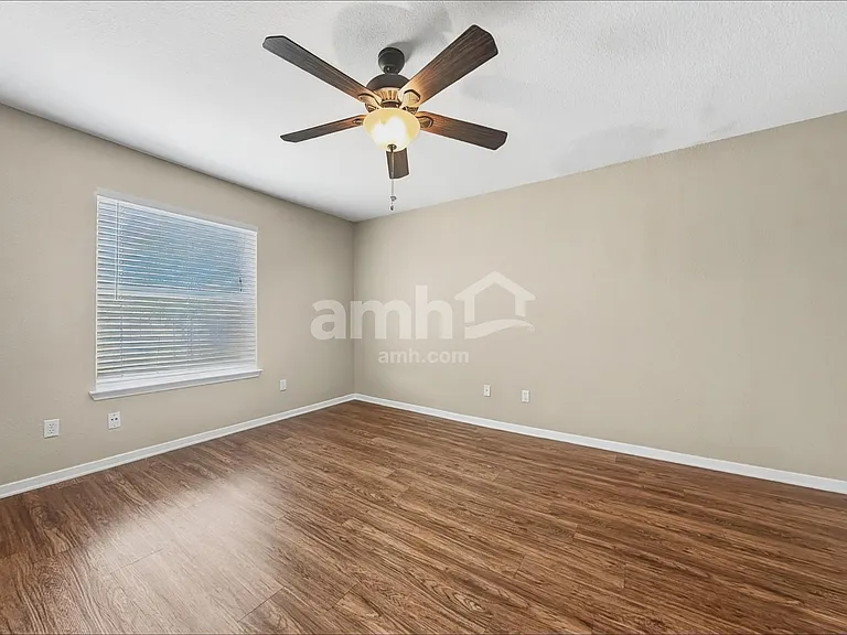 1325 Misty Dr — Photo 9