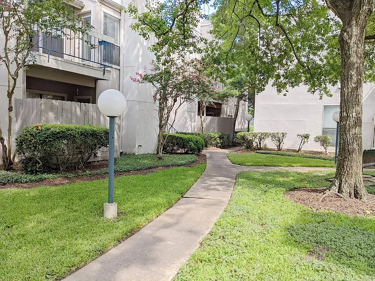 7950 N Stadium Dr #215 — Photo 11