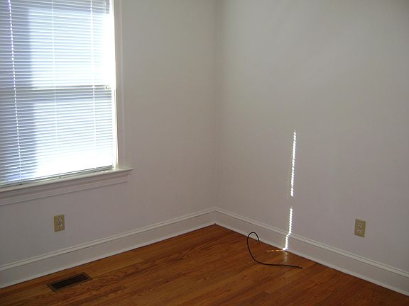 2nd image of 4914 Bogue Ave APT 2