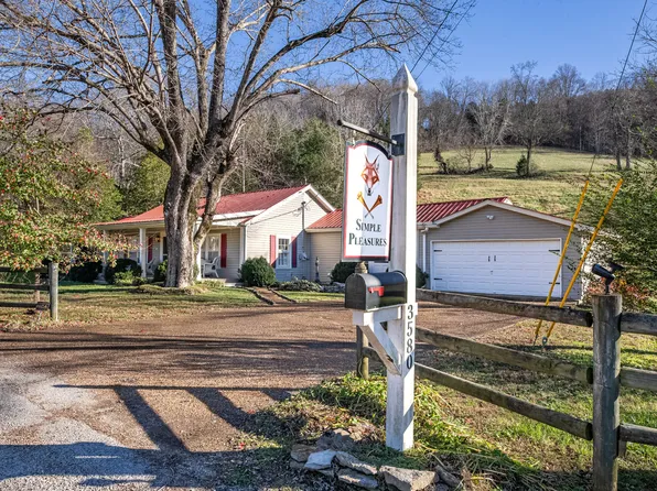 3580 Blue Creek Rd, Lynnville, TN 38472
