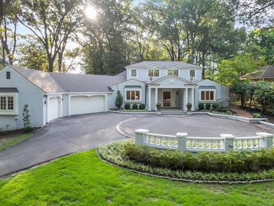 196 Cherry Cir E, Memphis, TN, 38117