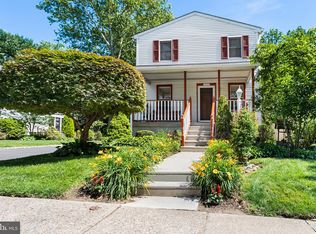 2404 Academy Ave, Holmes, PA 19043