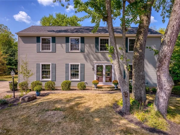 21 Keswick Dr, Hudson, OH 44236