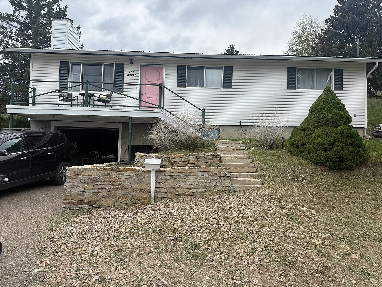 3 bed, 1200 sqft, $1,100 — Photo 1