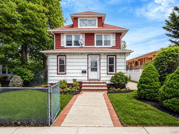 21823 139th Avenue, Springfield Gardens, NY 11413
