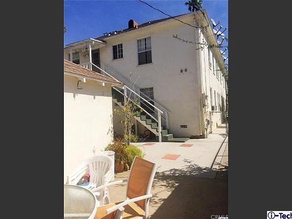 2nd image of 1018 W Glenoaks Blvd