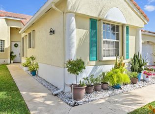 6095 Caladium Rd, Delray Beach, FL 33484