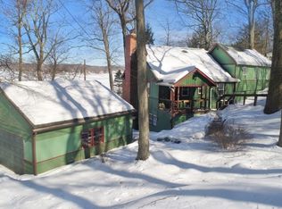 15 Pebble Beach Rd, Hopatcong, NJ 07843