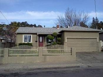 1st image of 25782 Bel Aire Dr
