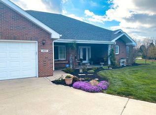 996 W Barouche, Pendleton, IN 46064