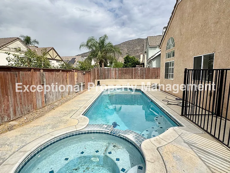 16202 Trailwinds Dr — Photo 18