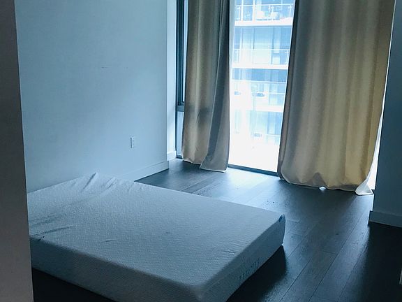3rd image of 13103 40th Rd APT 20T