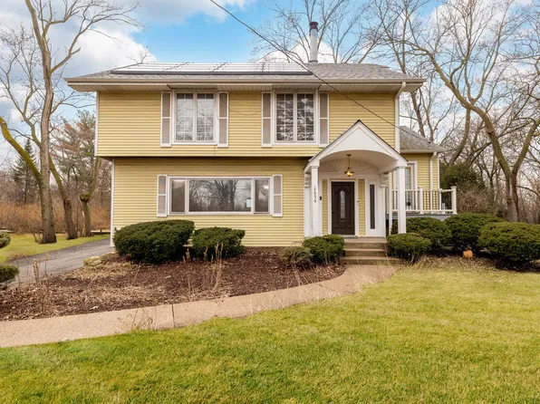 17956 Sacramento Ave, Homewood, IL 60430