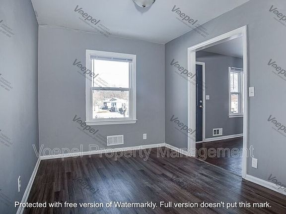 4th image of 5907 E 99th St