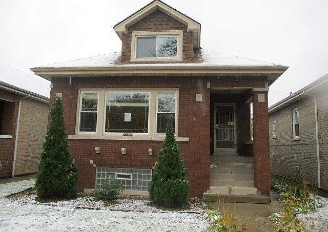 1st image of 1726 N Melvina Ave