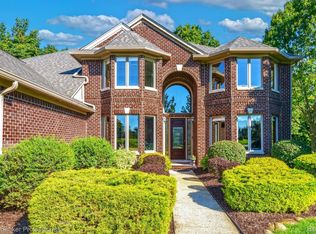 9328 Oakmont Dr, Clarkston, MI 48348