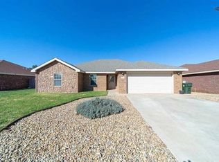 708 Almond Tree Ln, Clovis, NM 88101