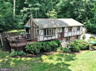 474 Lake View Dr, Lititz, PA 17543