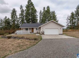 135 Hulse Rd, Port Angeles, WA 98362