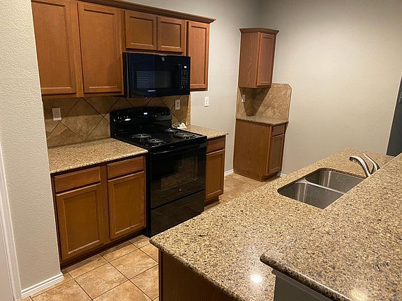 4th image of 6225 Tower Ct