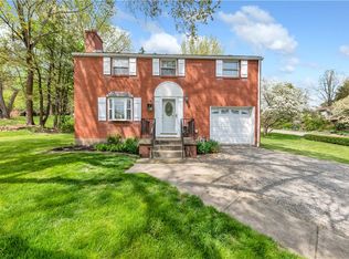 110 Lee Rd, Pittsburgh, PA 15237