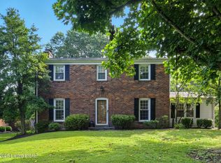 3307 Pineneedle Ln, Barbourmeade, KY 40241