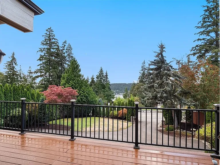 6614 Lake Washington Blvd SE — Photo 28