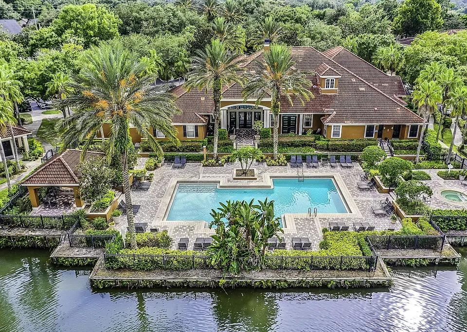 Arbor Lakes Apartments