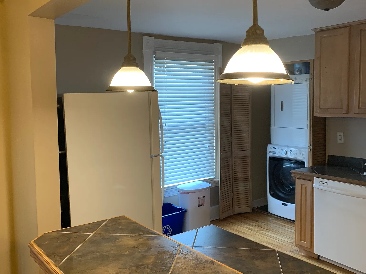 4 bed, $2,100 — Photo 3