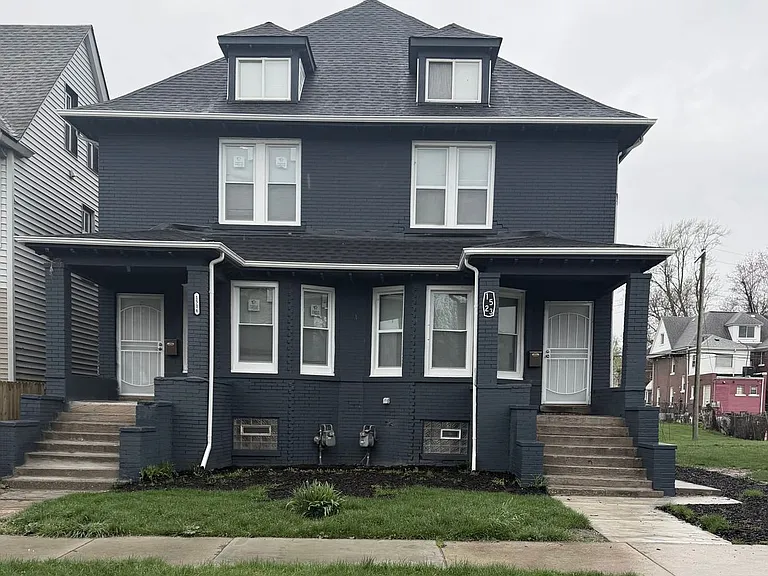 1523 Hurlbut St — Photo 5