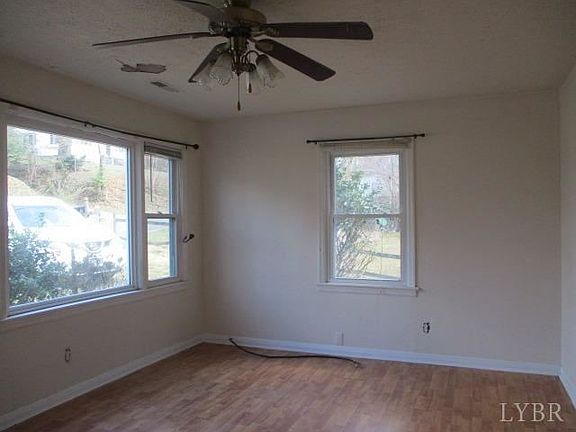 3rd image of 171 Mays St