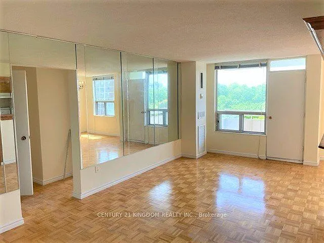 20 Edgecliff Golfway E #1209 — Photo 4